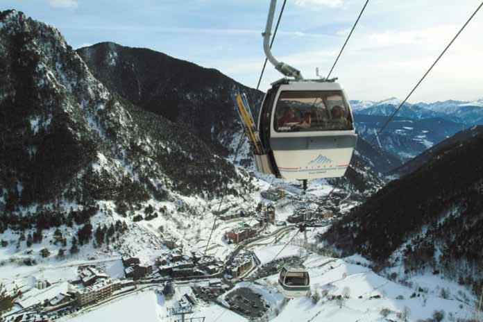 Ski Station Apartments Arinsal Extérieur photo